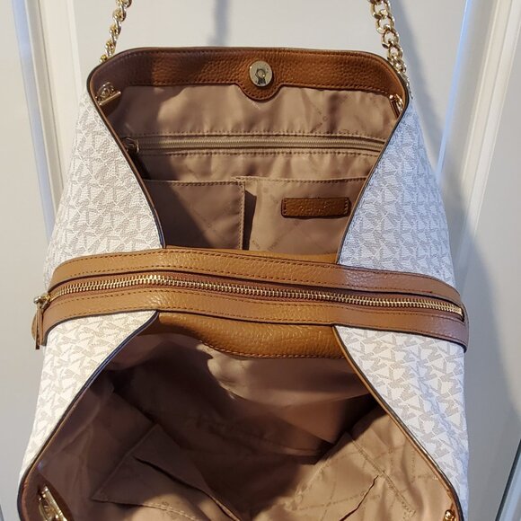 Michael Kors Tote - Picture 5 of 16